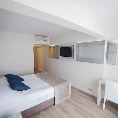 Kirtay Hotel