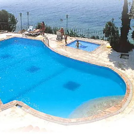Otel Kirtay 3*