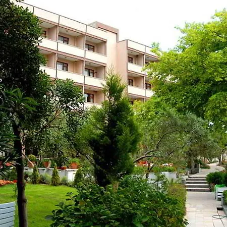 Kirtay Hotel